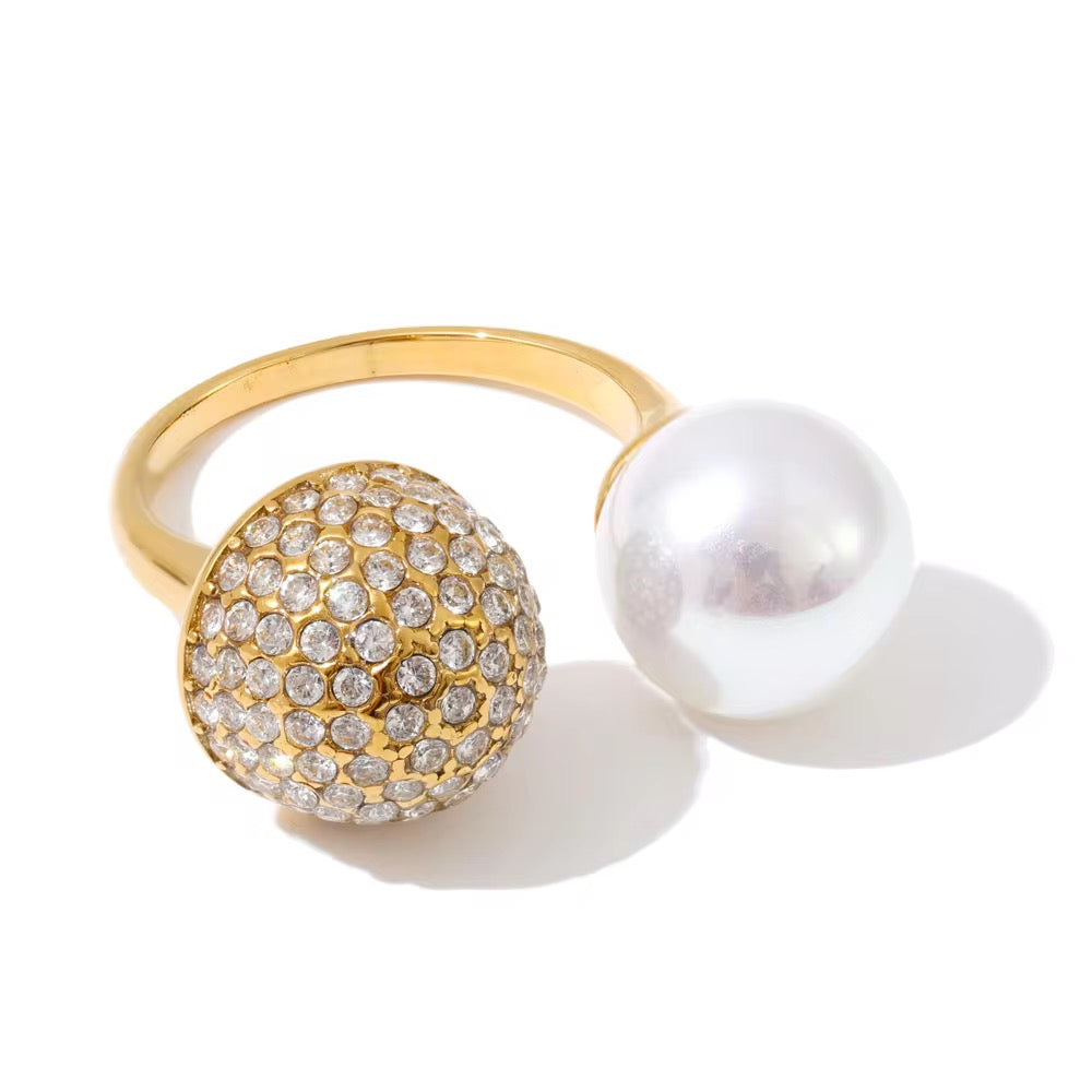 Classic Halo Pearl ring : adjustable