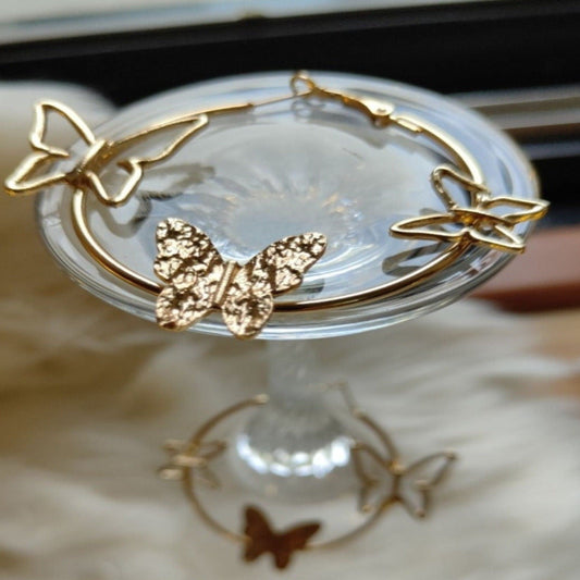 Butterfly hoops