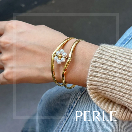 Daisy Pearl Cuff - 18k Gold plated Pearl Handcuff bracelet