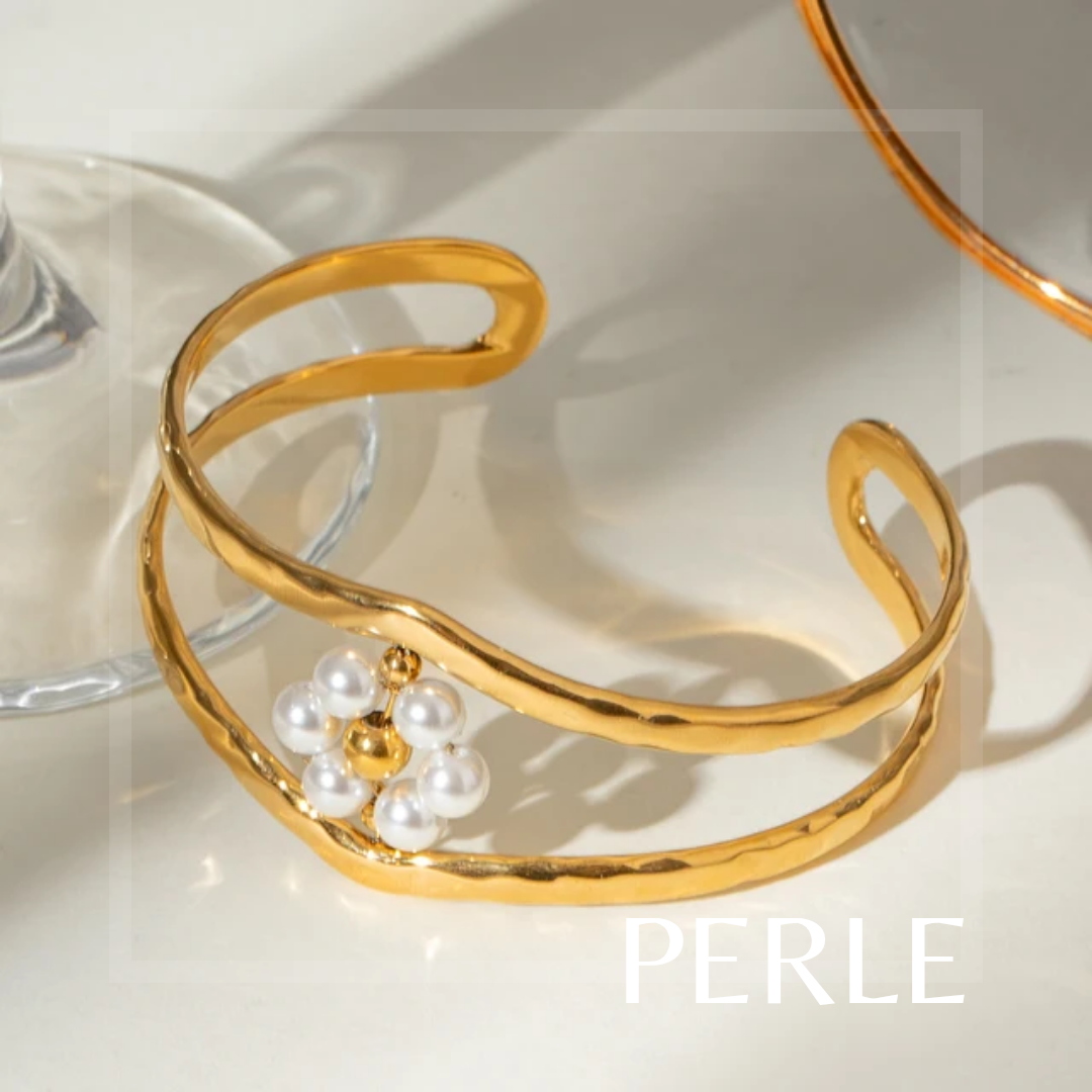 Daisy Pearl Cuff - 18k Gold plated Pearl Handcuff bracelet