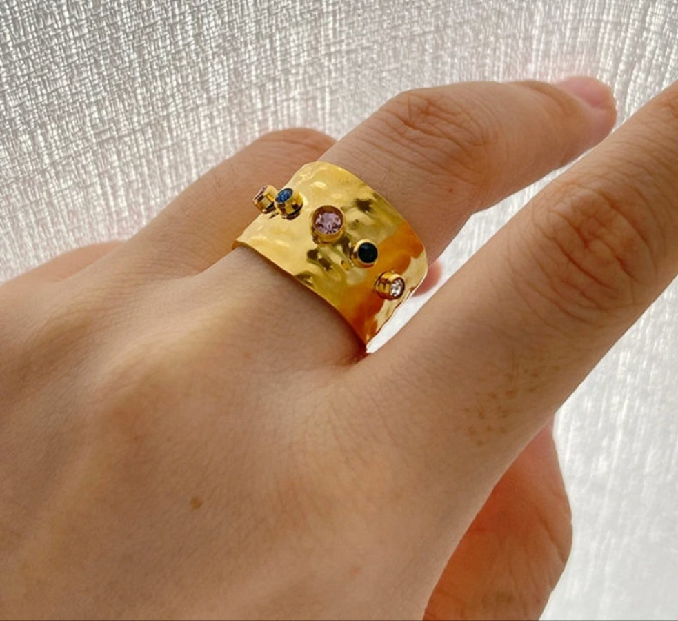 Cersi hammered ring - 18kt pvd gold plated