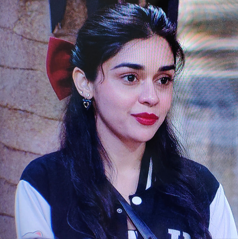 Heart drops - Eisha Singh Bigg boss 18