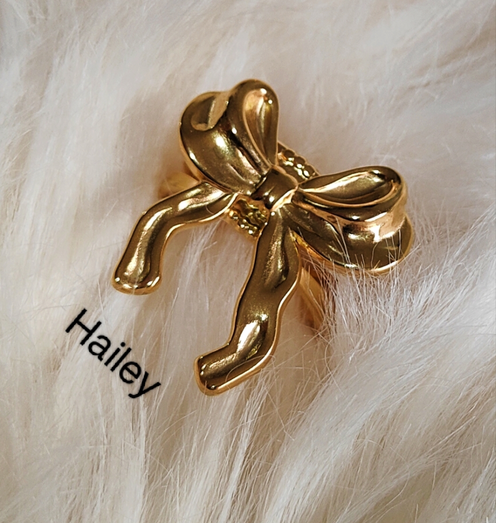 Hailey ring