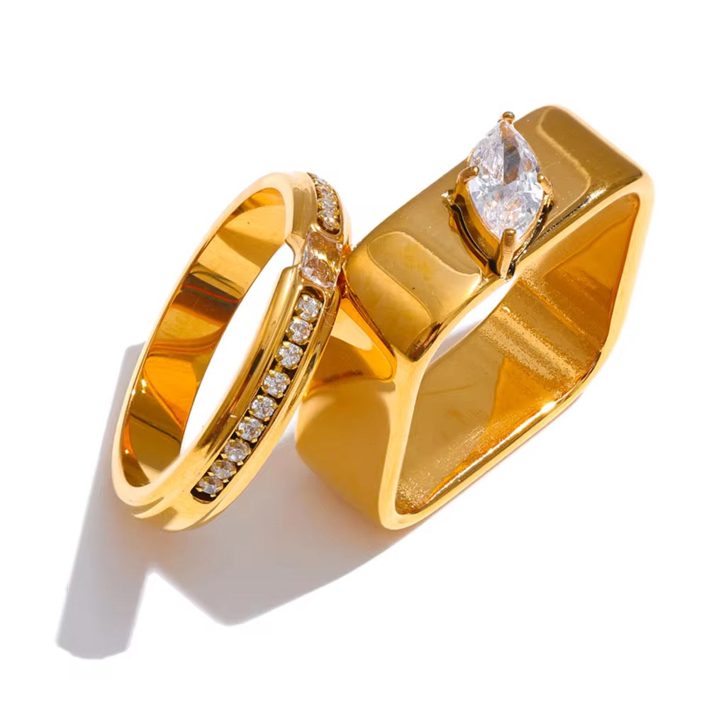 Ella ring :- 18k PVD plated