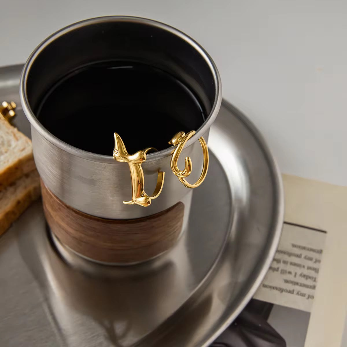 Dio Ring :- The adjustable 18k pvd plated ring