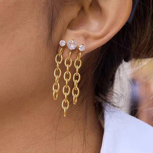 Kaira Danglers : 18kt gold plated
