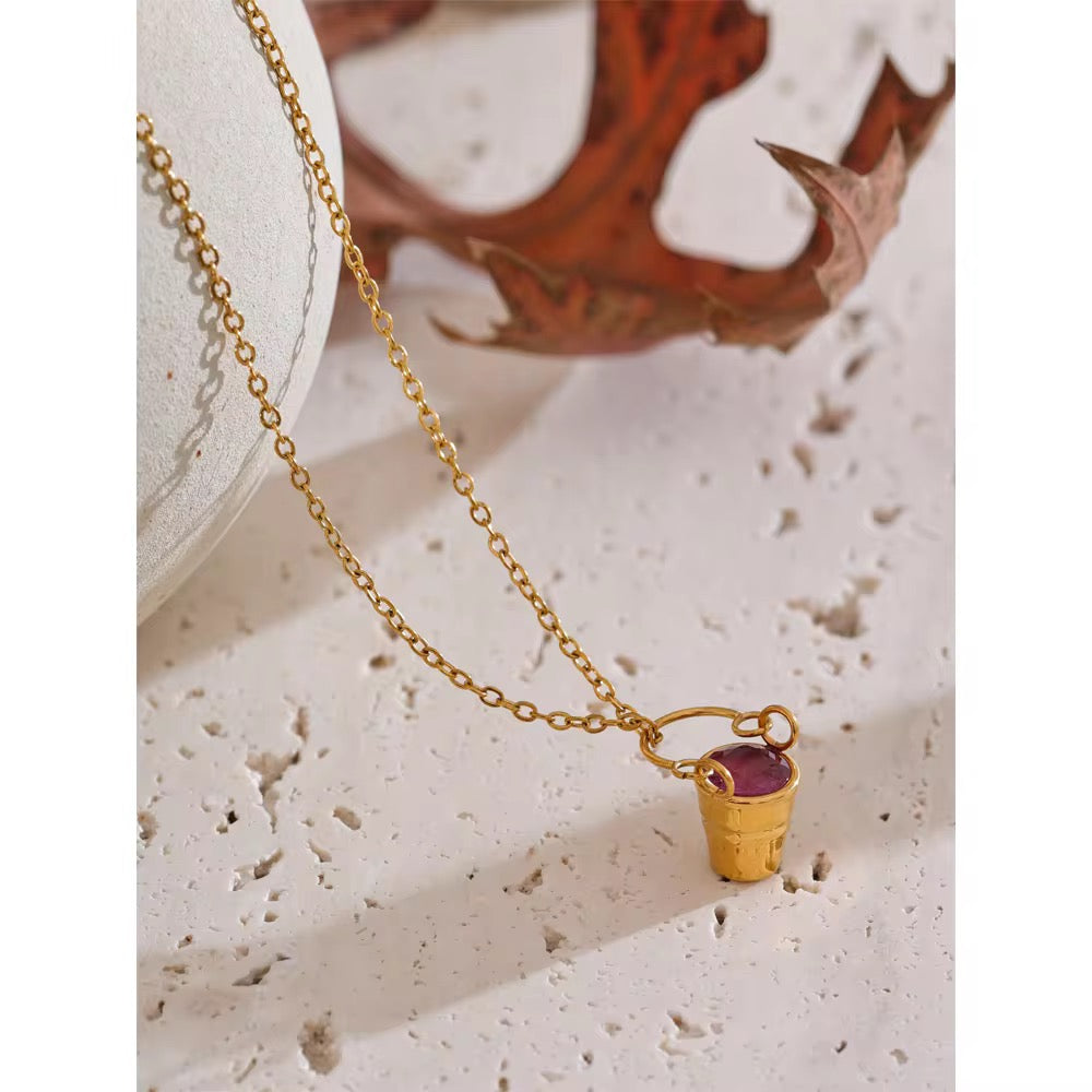Balti Chain : 18k gold plated with a bucket charm