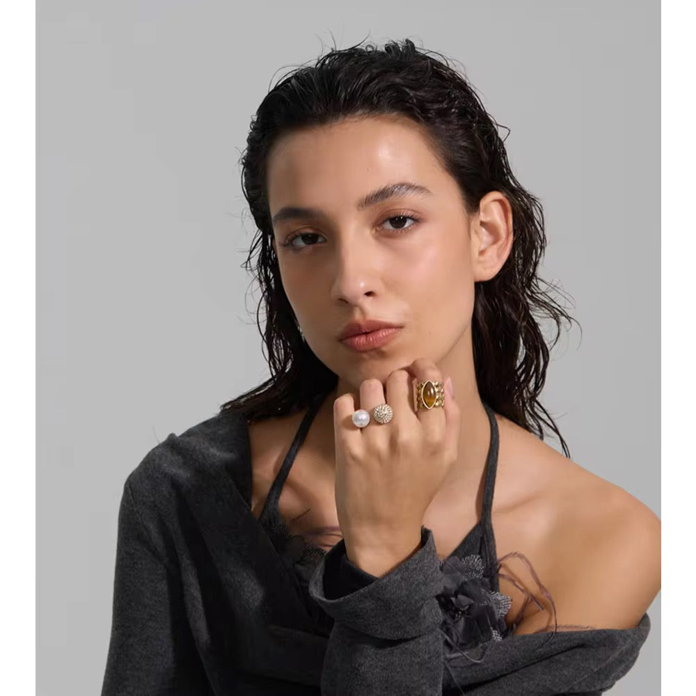 Classic Halo Pearl ring : adjustable