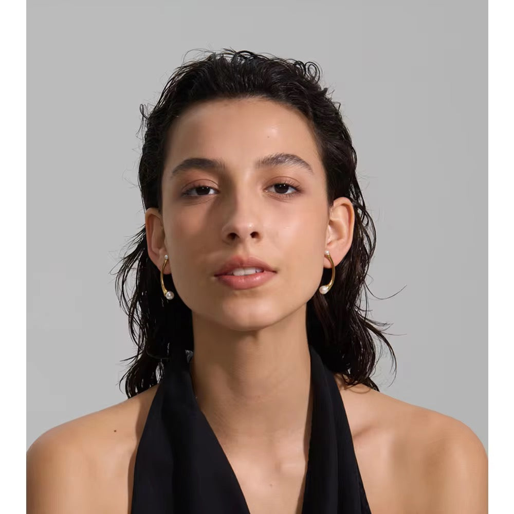 Twirl studs :  18k PVD plated Studs
