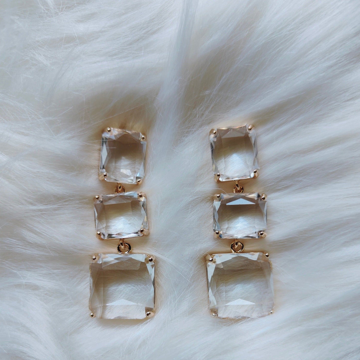 Nisha Rawal & Ruma Sharma loved - Clear crystal cascade