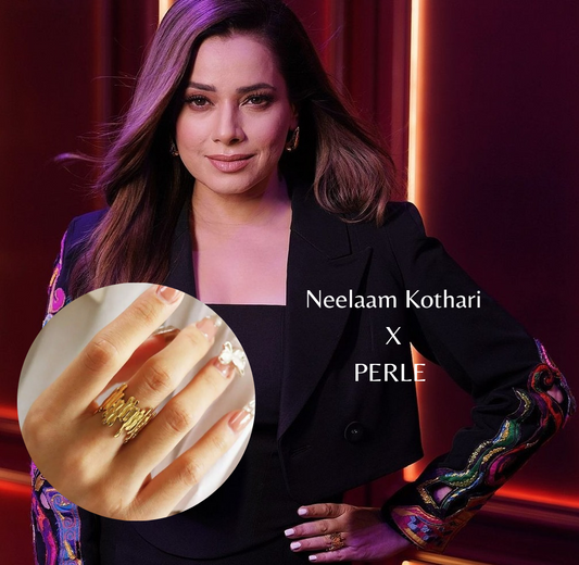 Neelam kothari - Hermosa Ring